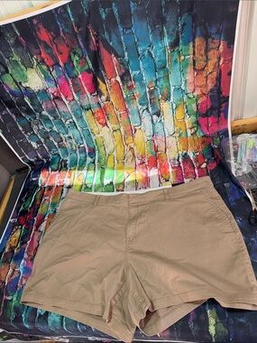 Lane Bryant Tan Khaki Shorts plus size 26 girlfriend short style